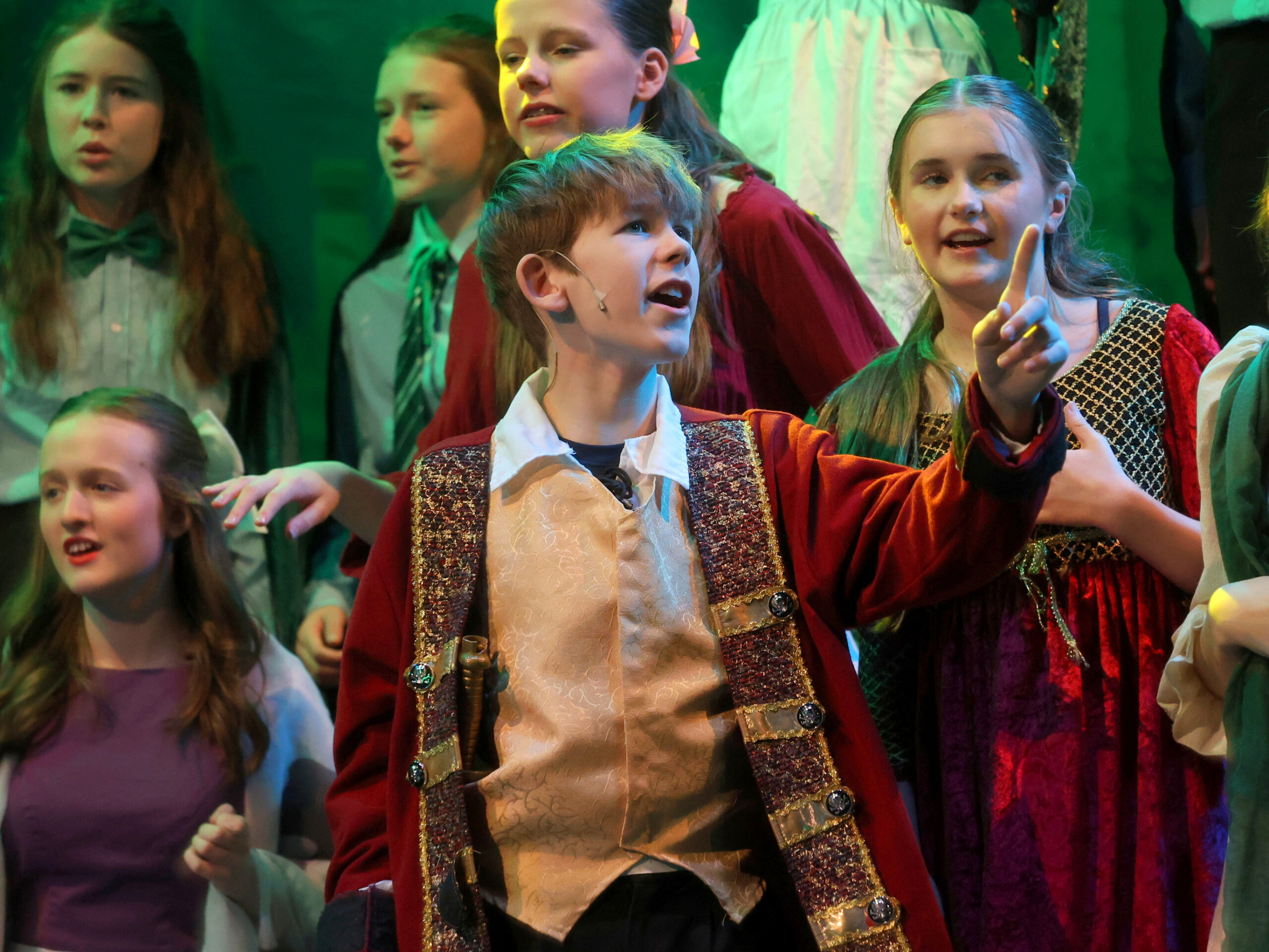 11 - 13 year old drama classes